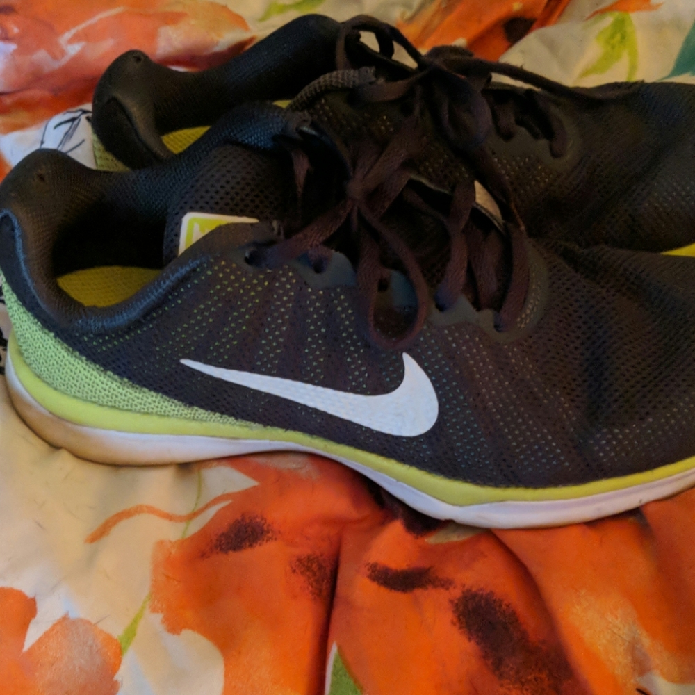 Women's Nike sneakers